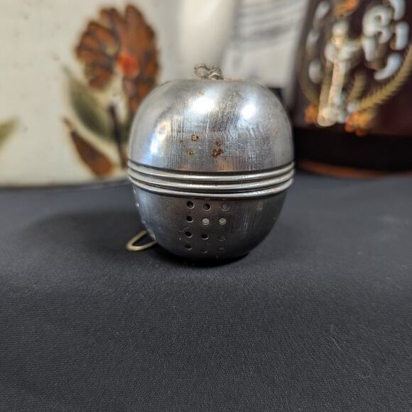 Vintage Tea Strainer for Vintage Kitchen Decor, Pre-Owned - Picture 3 of 5